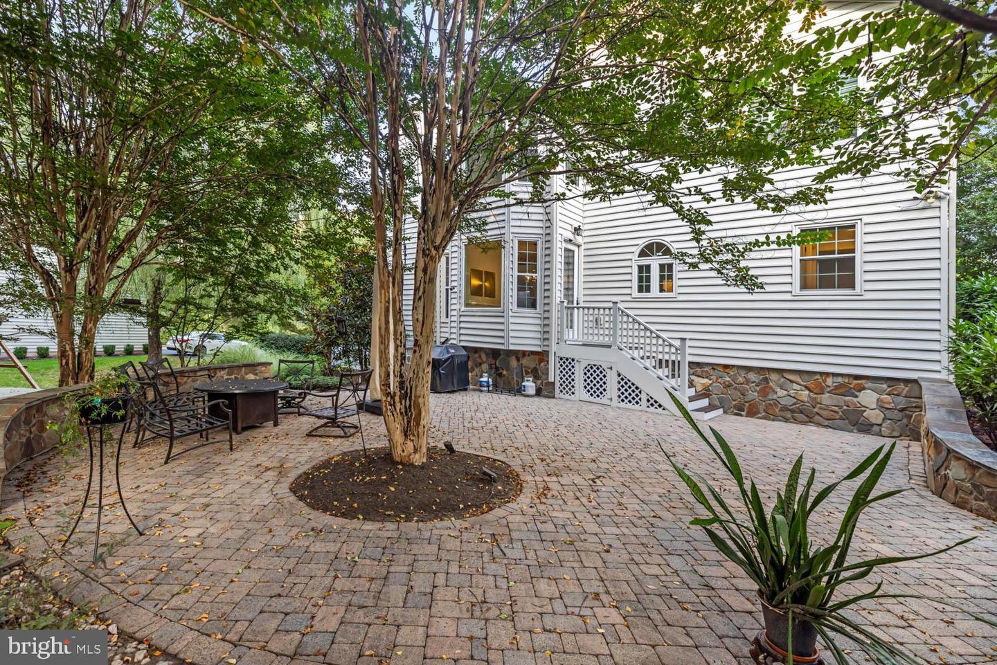 11910 CRAYTON CT, HERNDON, Virginia 20170, 5 Bedrooms Bedrooms, ,4 BathroomsBathrooms,Residential,For sale,11910 CRAYTON CT,VAFX2266102 MLS # VAFX2266102