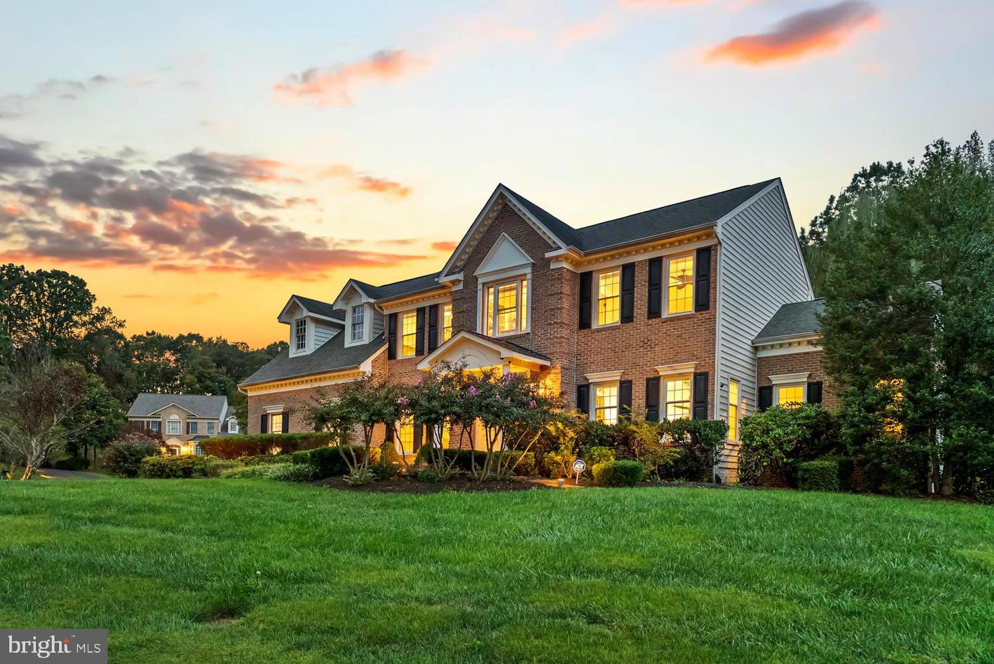 11910 CRAYTON CT, HERNDON, Virginia 20170, 5 Bedrooms Bedrooms, ,4 BathroomsBathrooms,Residential,For sale,11910 CRAYTON CT,VAFX2266102 MLS # VAFX2266102