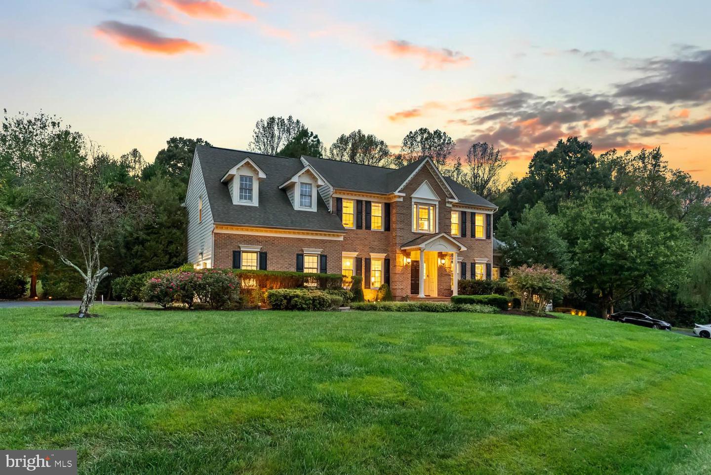 11910 CRAYTON CT, HERNDON, Virginia 20170, 5 Bedrooms Bedrooms, ,4 BathroomsBathrooms,Residential,For sale,11910 CRAYTON CT,VAFX2266102 MLS # VAFX2266102