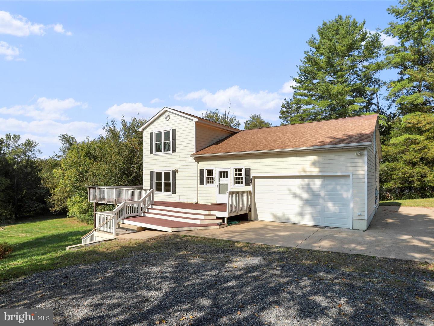 5475 HOWELLSVILLE RD, FRONT ROYAL, Virginia 22630, 3 Bedrooms Bedrooms, ,2 BathroomsBathrooms,Residential,For sale,5475 HOWELLSVILLE RD,VAWR2012260 MLS # VAWR2012260