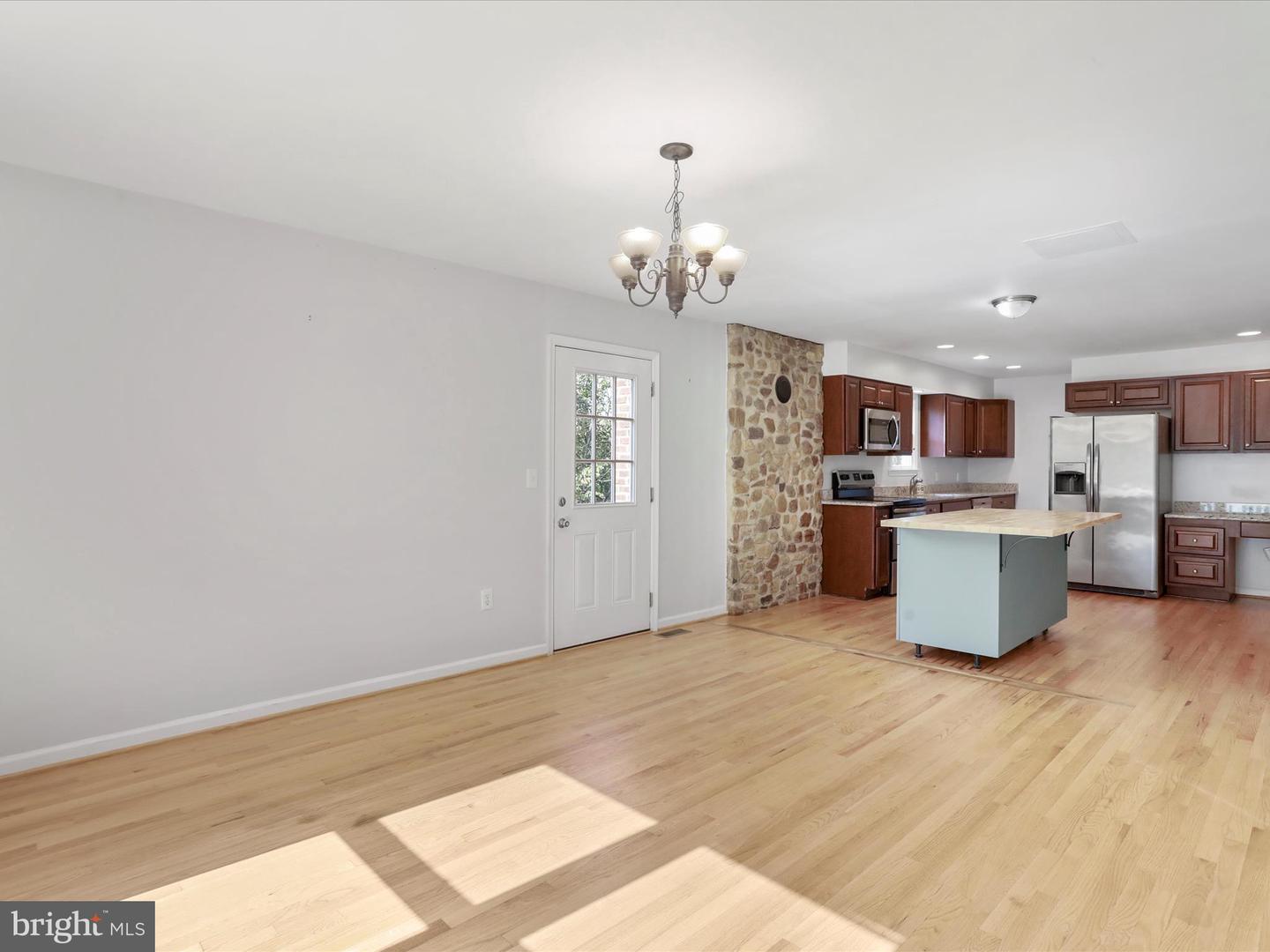 5475 HOWELLSVILLE RD, FRONT ROYAL, Virginia 22630, 3 Bedrooms Bedrooms, ,2 BathroomsBathrooms,Residential,For sale,5475 HOWELLSVILLE RD,VAWR2012260 MLS # VAWR2012260