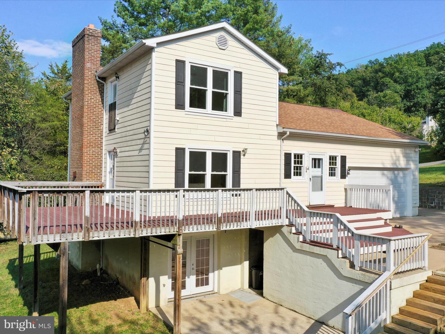 5475 HOWELLSVILLE RD, FRONT ROYAL, Virginia 22630, 3 Bedrooms Bedrooms, ,2 BathroomsBathrooms,Residential,For sale,5475 HOWELLSVILLE RD,VAWR2012260 MLS # VAWR2012260