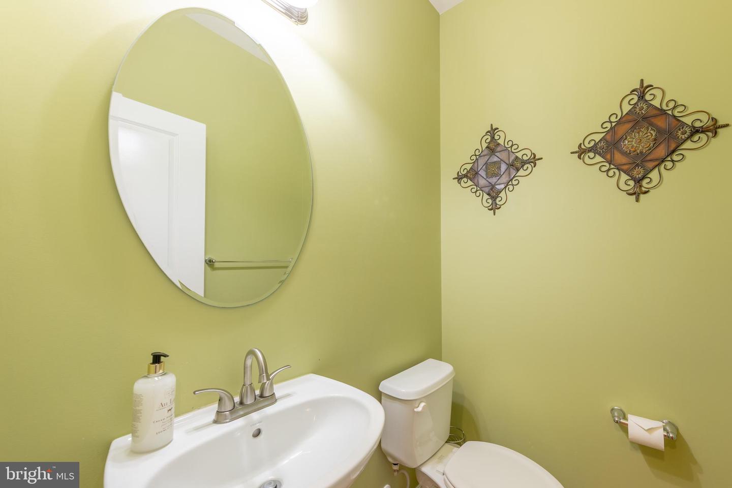 2223 PUMP HOUSE CT, WARRENTON, Virginia 20187, 4 Bedrooms Bedrooms, 10 Rooms Rooms,3 BathroomsBathrooms,Residential,For sale,2223 PUMP HOUSE CT,VAFQ2018252 MLS # VAFQ2018252