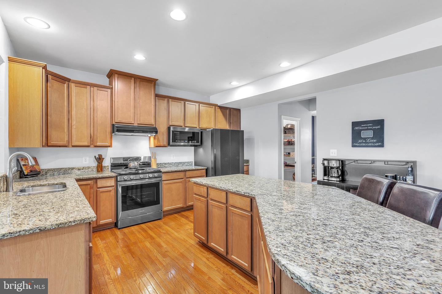 2223 PUMP HOUSE CT, WARRENTON, Virginia 20187, 4 Bedrooms Bedrooms, 10 Rooms Rooms,3 BathroomsBathrooms,Residential,For sale,2223 PUMP HOUSE CT,VAFQ2018252 MLS # VAFQ2018252