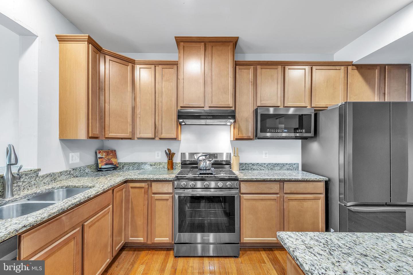 2223 PUMP HOUSE CT, WARRENTON, Virginia 20187, 4 Bedrooms Bedrooms, 10 Rooms Rooms,3 BathroomsBathrooms,Residential,For sale,2223 PUMP HOUSE CT,VAFQ2018252 MLS # VAFQ2018252