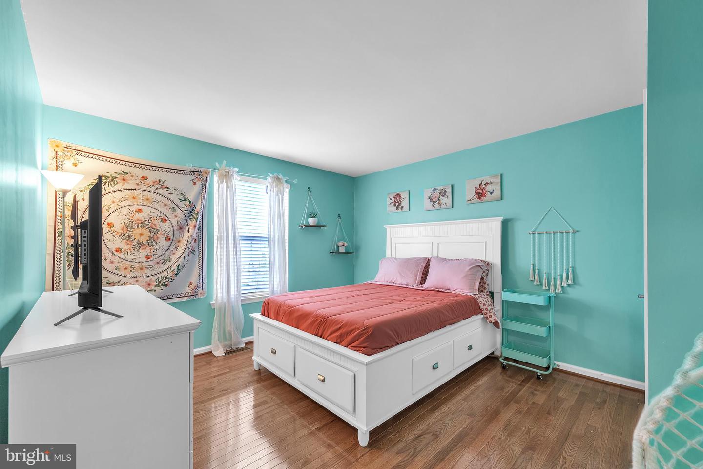 2223 PUMP HOUSE CT, WARRENTON, Virginia 20187, 4 Bedrooms Bedrooms, 10 Rooms Rooms,3 BathroomsBathrooms,Residential,For sale,2223 PUMP HOUSE CT,VAFQ2018252 MLS # VAFQ2018252