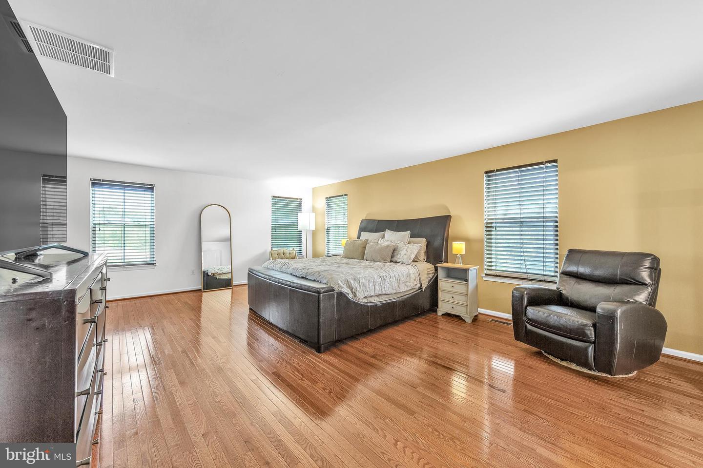 2223 PUMP HOUSE CT, WARRENTON, Virginia 20187, 4 Bedrooms Bedrooms, 10 Rooms Rooms,3 BathroomsBathrooms,Residential,For sale,2223 PUMP HOUSE CT,VAFQ2018252 MLS # VAFQ2018252