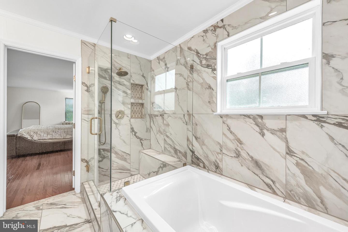 2223 PUMP HOUSE CT, WARRENTON, Virginia 20187, 4 Bedrooms Bedrooms, 10 Rooms Rooms,3 BathroomsBathrooms,Residential,For sale,2223 PUMP HOUSE CT,VAFQ2018252 MLS # VAFQ2018252