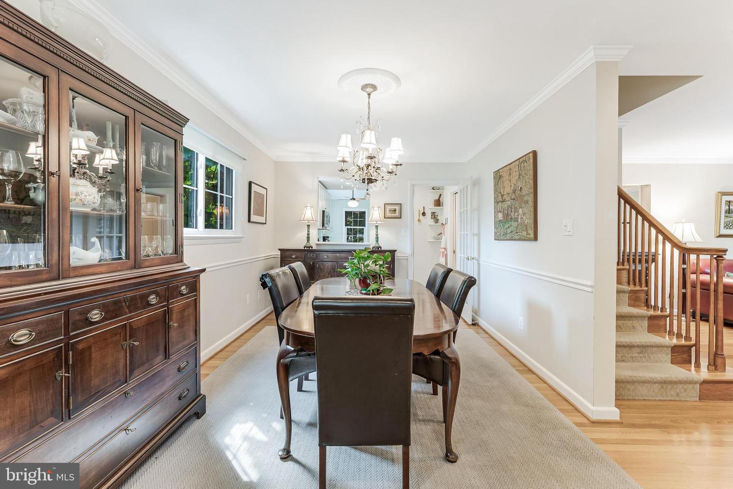 2532 N GLEBE RD N, ARLINGTON, Virginia 22207, 4 Bedrooms Bedrooms, ,3 BathroomsBathrooms,Residential,For sale,2532 N GLEBE RD N,VAAR2063450 MLS # VAAR2063450