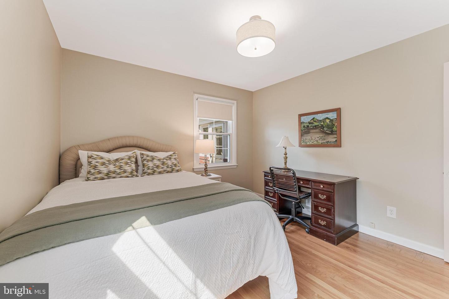 2532 N GLEBE RD N, ARLINGTON, Virginia 22207, 4 Bedrooms Bedrooms, ,3 BathroomsBathrooms,Residential,For sale,2532 N GLEBE RD N,VAAR2063450 MLS # VAAR2063450