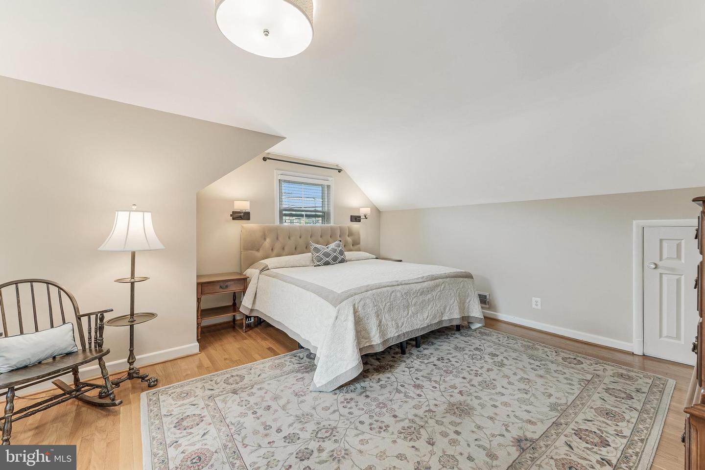2532 N GLEBE RD N, ARLINGTON, Virginia 22207, 4 Bedrooms Bedrooms, ,3 BathroomsBathrooms,Residential,For sale,2532 N GLEBE RD N,VAAR2063450 MLS # VAAR2063450