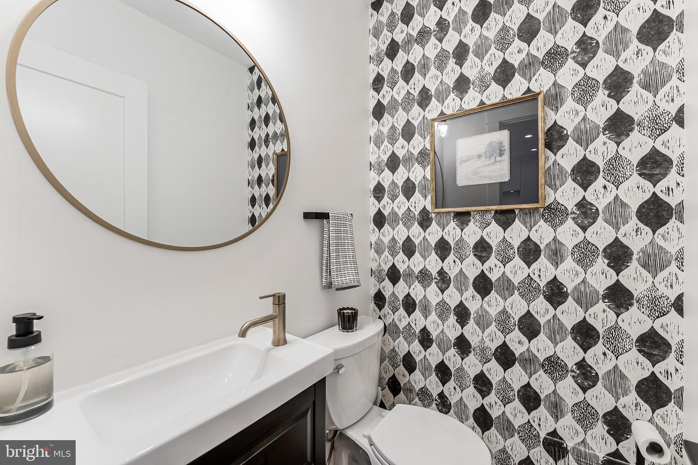 1632 WAINWRIGHT DR, RESTON, Virginia 20190, 4 Bedrooms Bedrooms, ,2 BathroomsBathrooms,Residential,For sale,1632 WAINWRIGHT DR,VAFX2266320 MLS # VAFX2266320