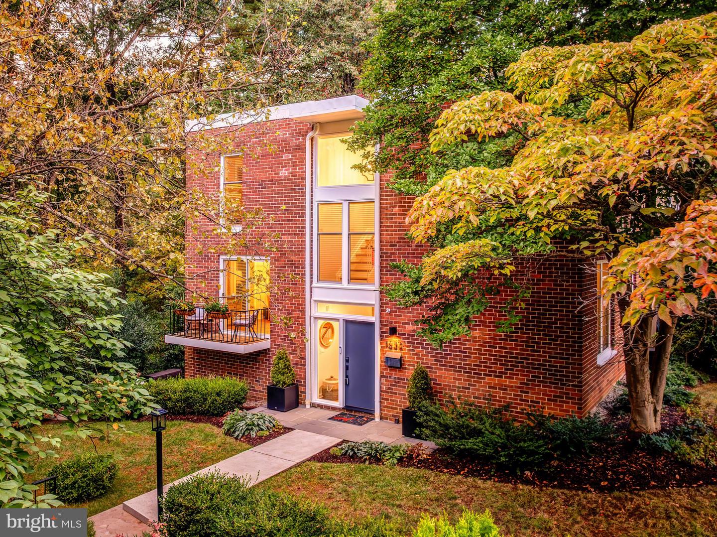 1632 WAINWRIGHT DR, RESTON, Virginia 20190, 4 Bedrooms Bedrooms, ,2 BathroomsBathrooms,Residential,For sale,1632 WAINWRIGHT DR,VAFX2266320 MLS # VAFX2266320
