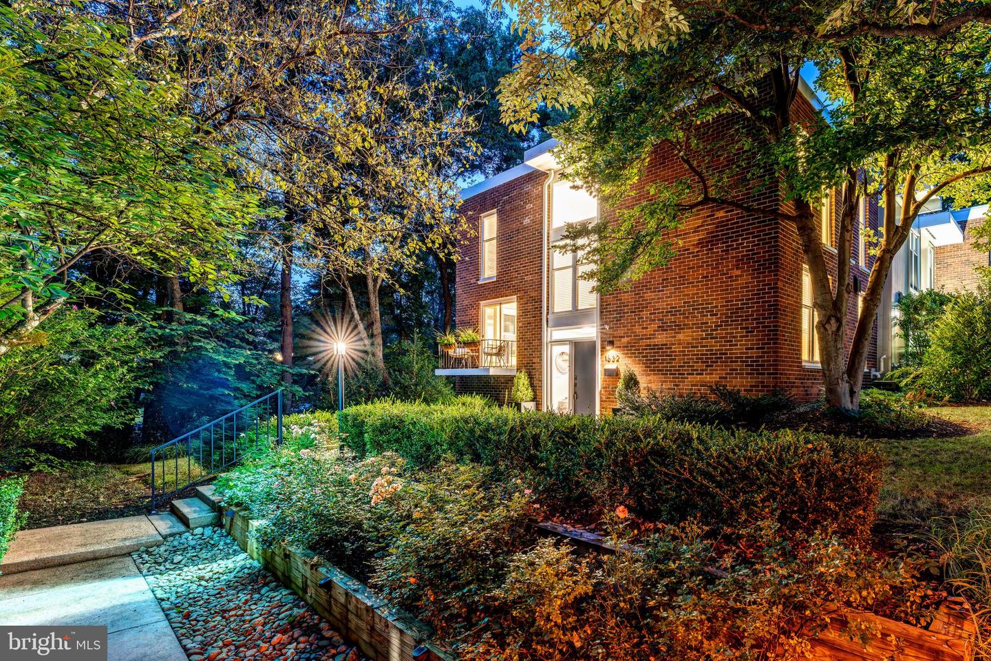 1632 WAINWRIGHT DR, RESTON, Virginia 20190, 4 Bedrooms Bedrooms, ,2 BathroomsBathrooms,Residential,For sale,1632 WAINWRIGHT DR,VAFX2266320 MLS # VAFX2266320