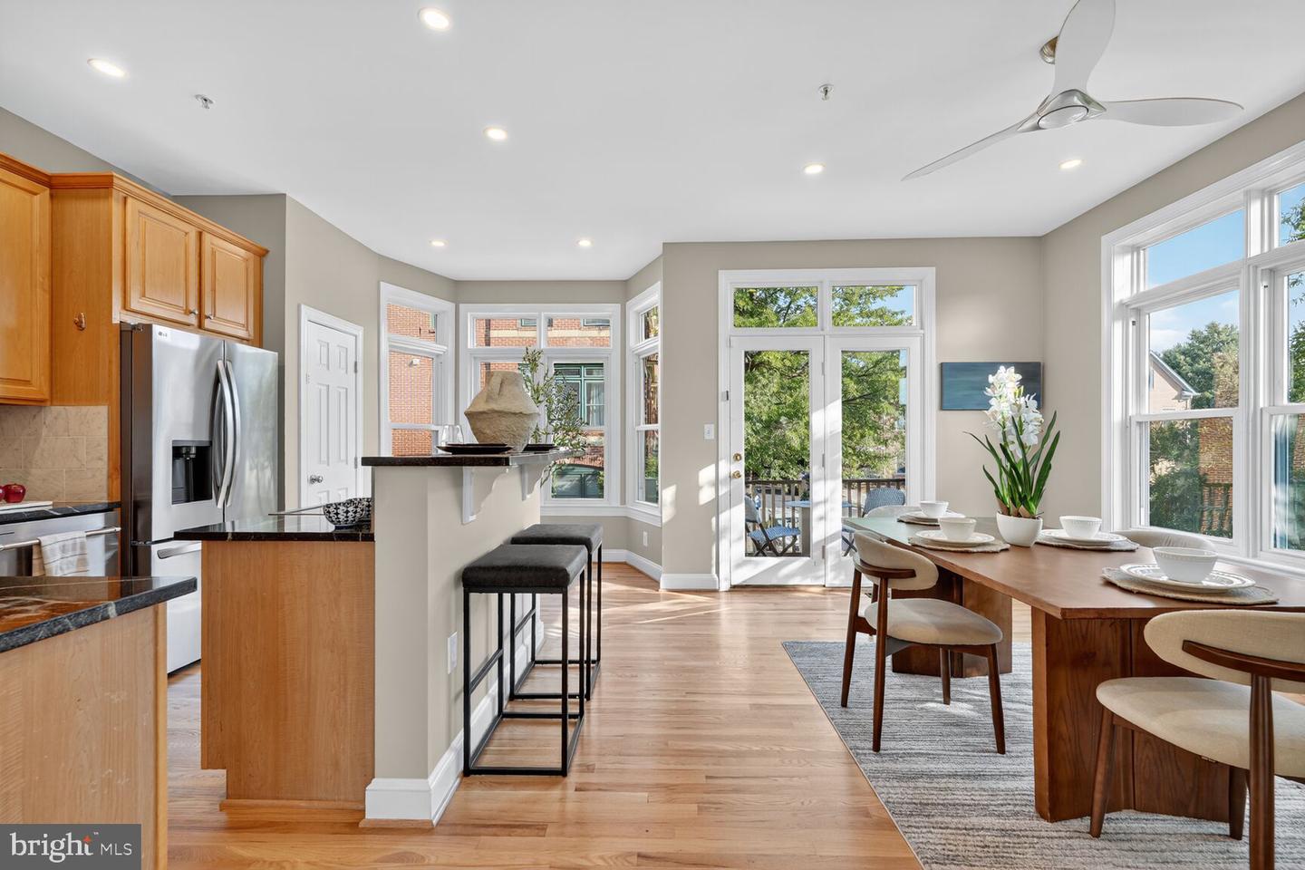 3301 WASHINGTON BLVD, ARLINGTON, Virginia 22201, 4 Bedrooms Bedrooms, ,3 BathroomsBathrooms,Residential,For sale,3301 WASHINGTON BLVD,VAAR2063482 MLS # VAAR2063482