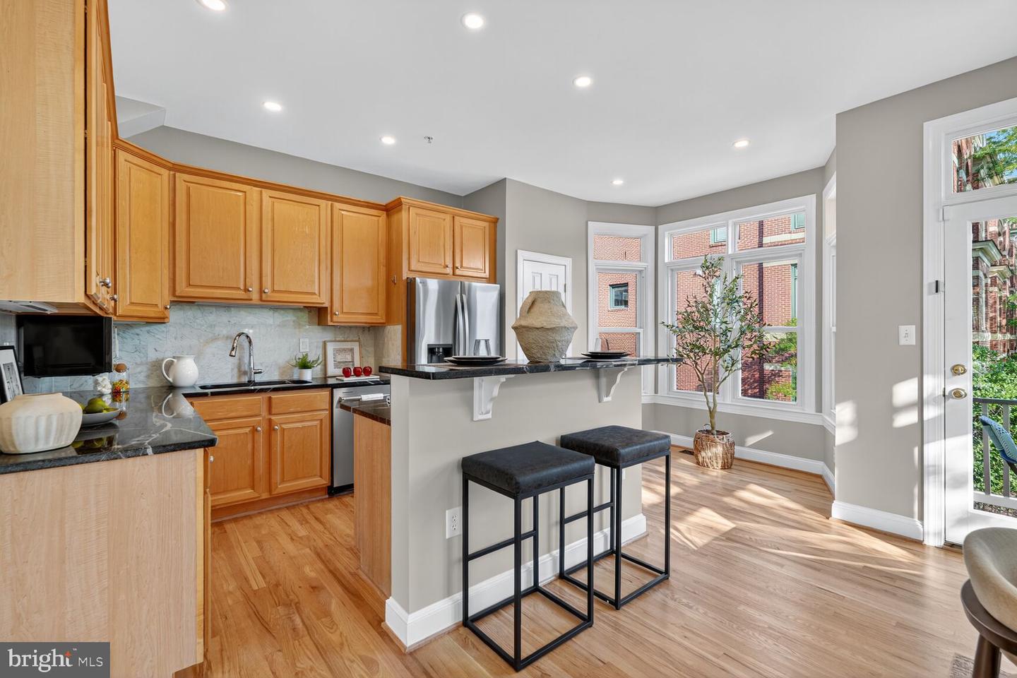 3301 WASHINGTON BLVD, ARLINGTON, Virginia 22201, 4 Bedrooms Bedrooms, ,3 BathroomsBathrooms,Residential,For sale,3301 WASHINGTON BLVD,VAAR2063482 MLS # VAAR2063482