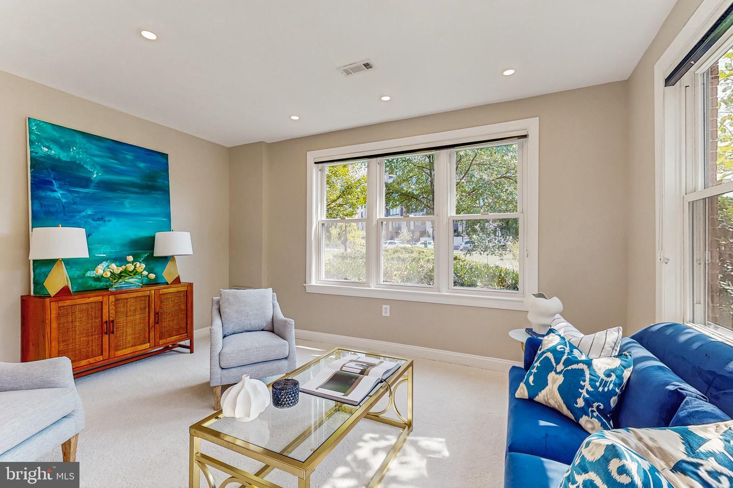 3301 WASHINGTON BLVD, ARLINGTON, Virginia 22201, 4 Bedrooms Bedrooms, ,3 BathroomsBathrooms,Residential,For sale,3301 WASHINGTON BLVD,VAAR2063482 MLS # VAAR2063482