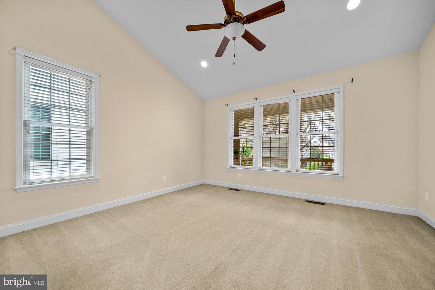 6159 FERRIER CT, GAINESVILLE, Virginia 20155, 3 Bedrooms Bedrooms, ,3 BathroomsBathrooms,Residential,For sale,6159 FERRIER CT,VAPW2103786 MLS # VAPW2103786
