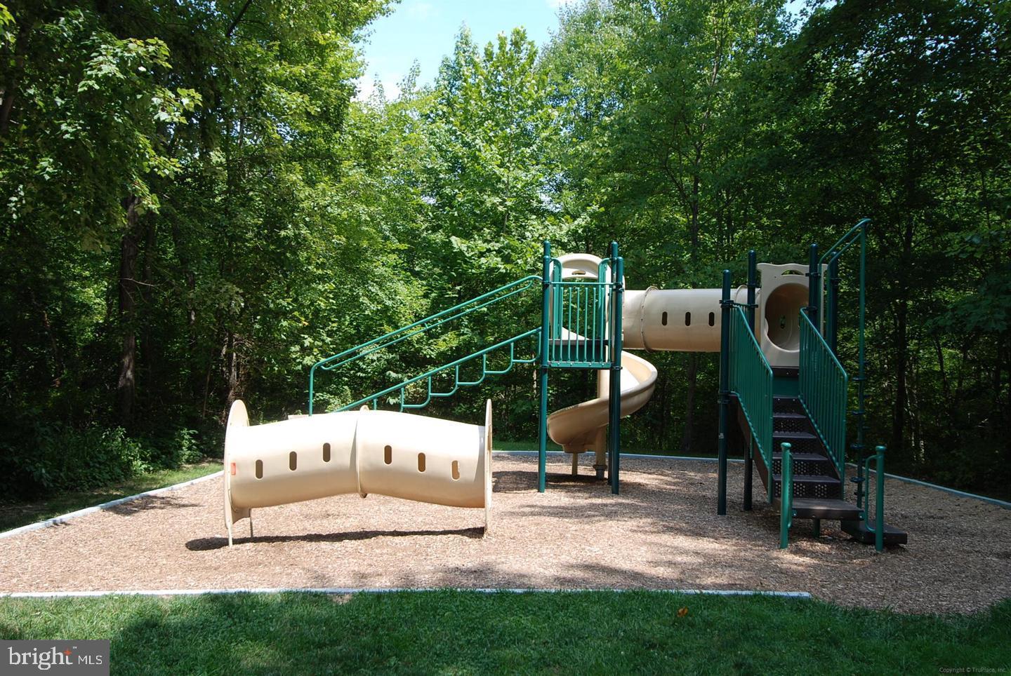 1532 CHURCH HILL PL, RESTON, Virginia 20194, 2 Bedrooms Bedrooms, ,2 BathroomsBathrooms,Residential,For sale,1532 CHURCH HILL PL,VAFX2266866 MLS # VAFX2266866