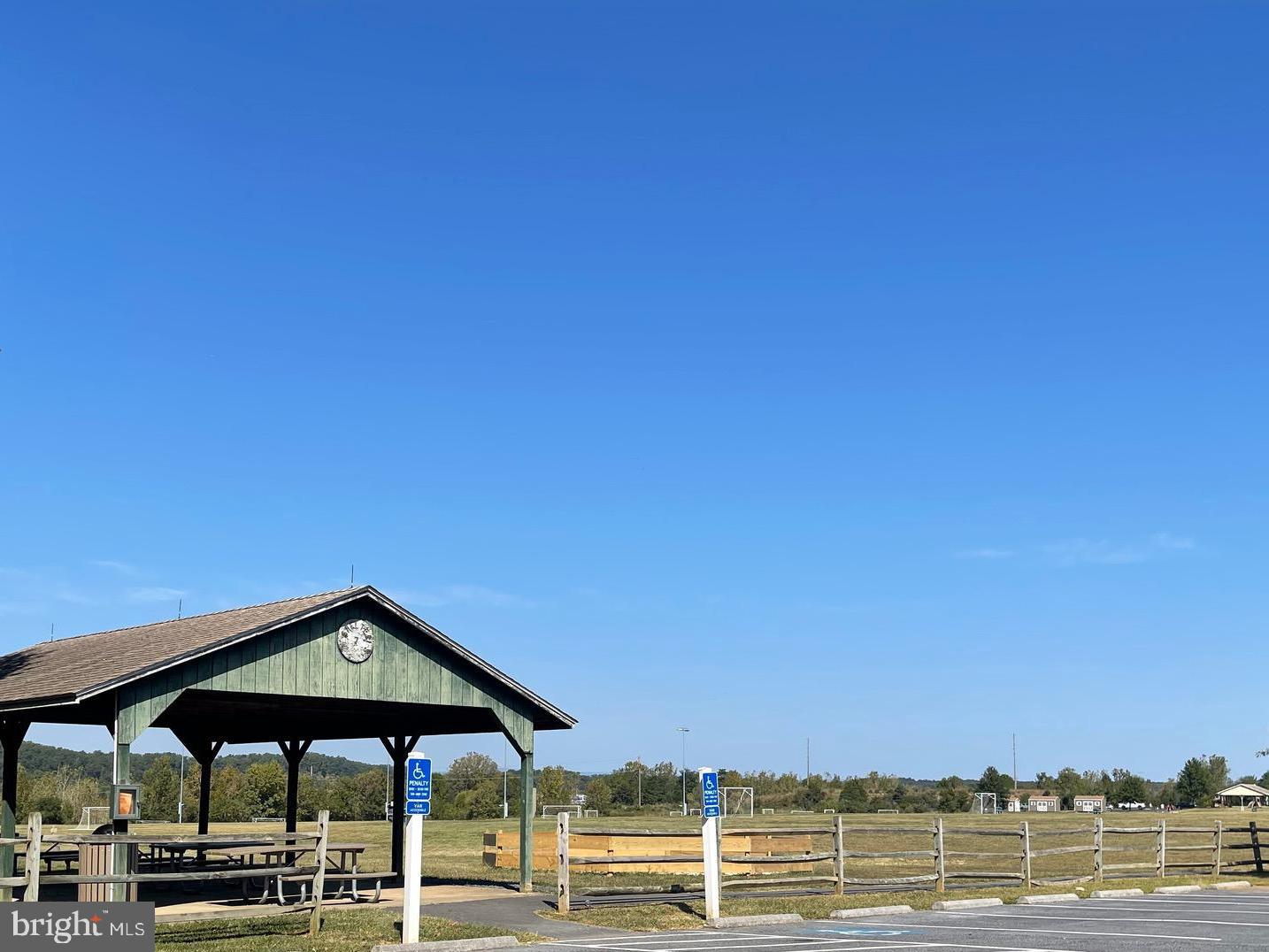 334 CHERRYDALE AVE, FRONT ROYAL, Virginia 22630, 2 Bedrooms Bedrooms, ,1 BathroomBathrooms,Residential,For sale,334 CHERRYDALE AVE,VAWR2012276 MLS # VAWR2012276