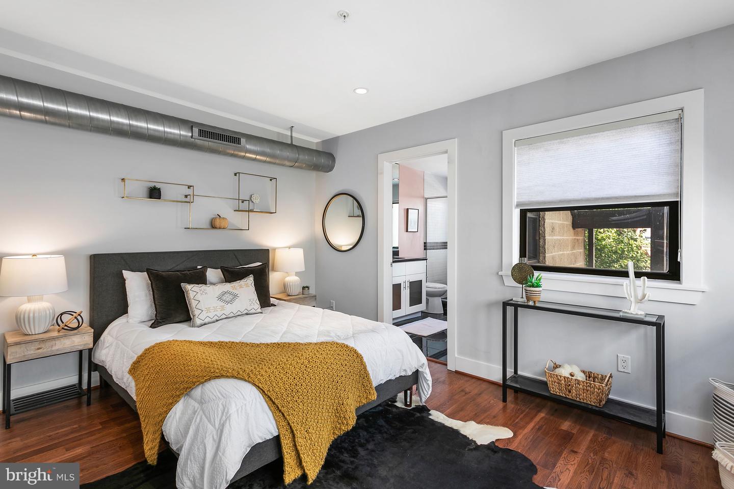 1461 HARVARD ST NW #5, WASHINGTON, District Of Columbia 20009, 1 Bedroom Bedrooms, ,1 BathroomBathrooms,Residential,For sale,1461 HARVARD ST NW #5,DCDC2221920 MLS # DCDC2221920