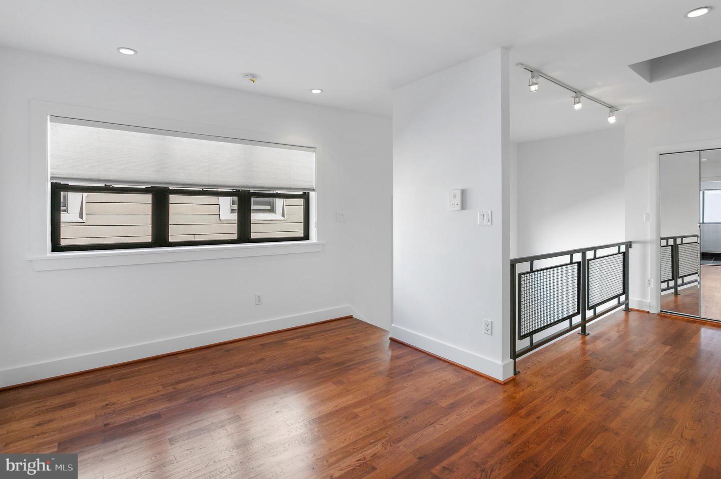1461 HARVARD ST NW #5, WASHINGTON, District Of Columbia 20009, 1 Bedroom Bedrooms, ,1 BathroomBathrooms,Residential,For sale,1461 HARVARD ST NW #5,DCDC2221920 MLS # DCDC2221920