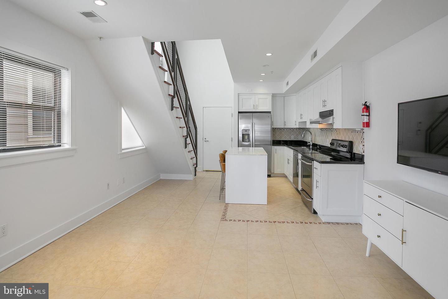 1461 HARVARD ST NW #5, WASHINGTON, District Of Columbia 20009, 1 Bedroom Bedrooms, ,1 BathroomBathrooms,Residential,For sale,1461 HARVARD ST NW #5,DCDC2221920 MLS # DCDC2221920