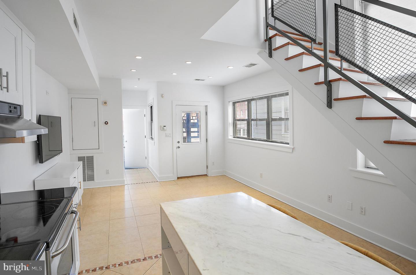 1461 HARVARD ST NW #5, WASHINGTON, District Of Columbia 20009, 1 Bedroom Bedrooms, ,1 BathroomBathrooms,Residential,For sale,1461 HARVARD ST NW #5,DCDC2221920 MLS # DCDC2221920