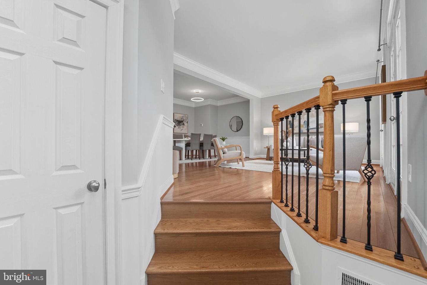 1325 SUNDIAL DR, RESTON, Virginia 20194, 3 Bedrooms Bedrooms, 12 Rooms Rooms,2 BathroomsBathrooms,Residential,For sale,1325 SUNDIAL DR,VAFX2266944 MLS # VAFX2266944