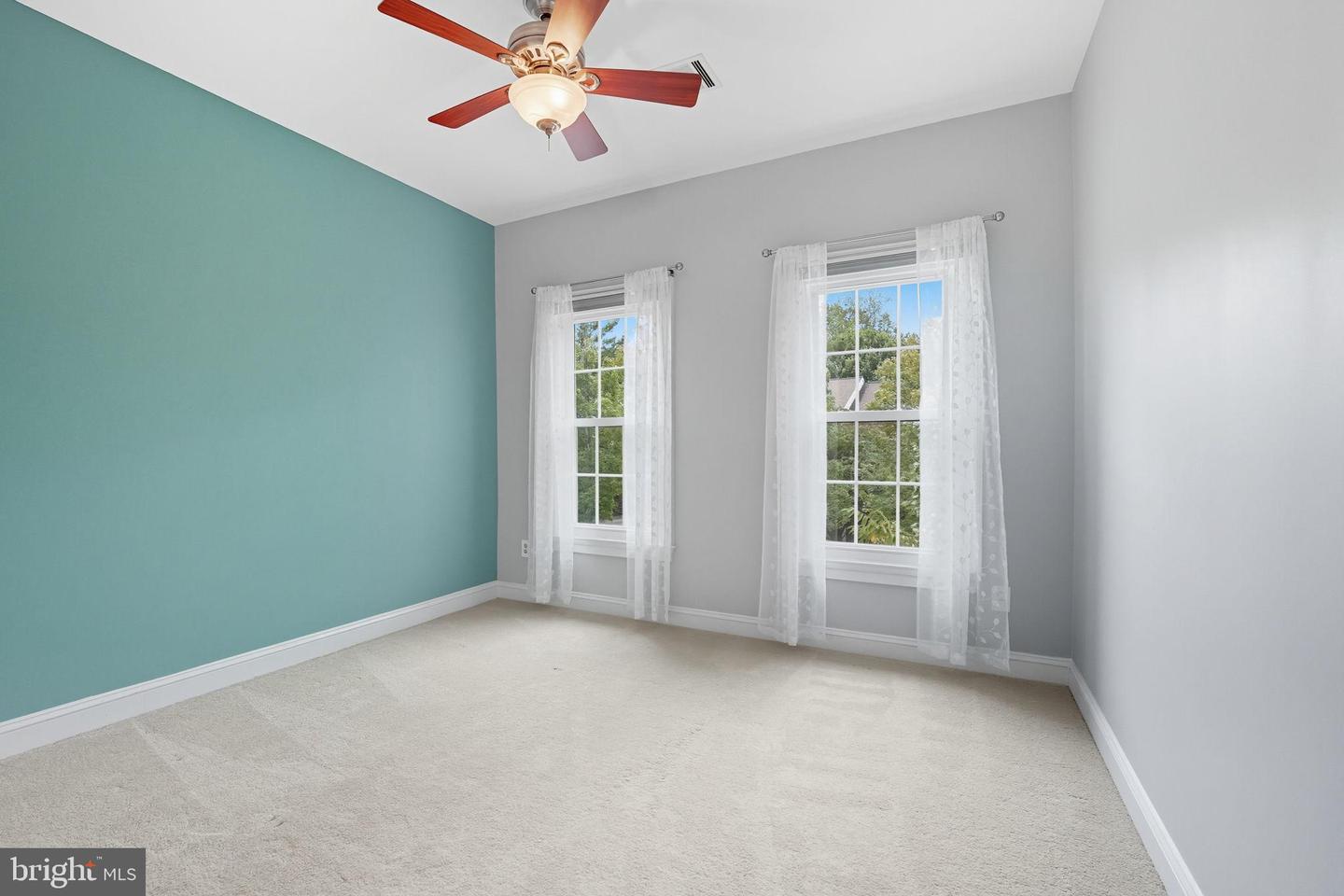 1325 SUNDIAL DR, RESTON, Virginia 20194, 3 Bedrooms Bedrooms, 12 Rooms Rooms,2 BathroomsBathrooms,Residential,For sale,1325 SUNDIAL DR,VAFX2266944 MLS # VAFX2266944