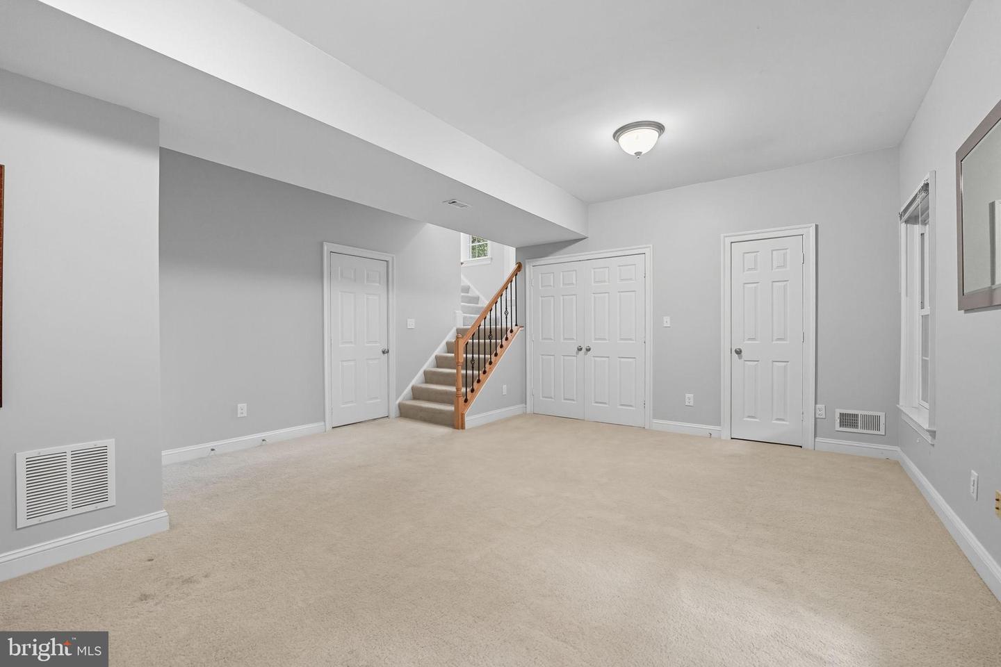 1325 SUNDIAL DR, RESTON, Virginia 20194, 3 Bedrooms Bedrooms, 12 Rooms Rooms,2 BathroomsBathrooms,Residential,For sale,1325 SUNDIAL DR,VAFX2266944 MLS # VAFX2266944
