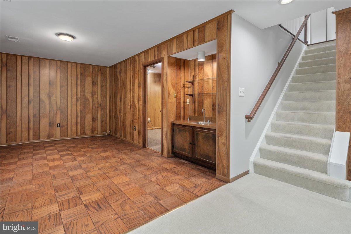 1804 MASON HILL DR, ALEXANDRIA, Virginia 22307, 5 Bedrooms Bedrooms, ,3 BathroomsBathrooms,Residential,For sale,1804 MASON HILL DR,VAFX2266946 MLS # VAFX2266946