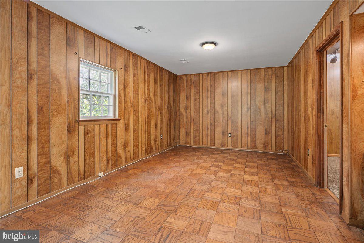 1804 MASON HILL DR, ALEXANDRIA, Virginia 22307, 5 Bedrooms Bedrooms, ,3 BathroomsBathrooms,Residential,For sale,1804 MASON HILL DR,VAFX2266946 MLS # VAFX2266946