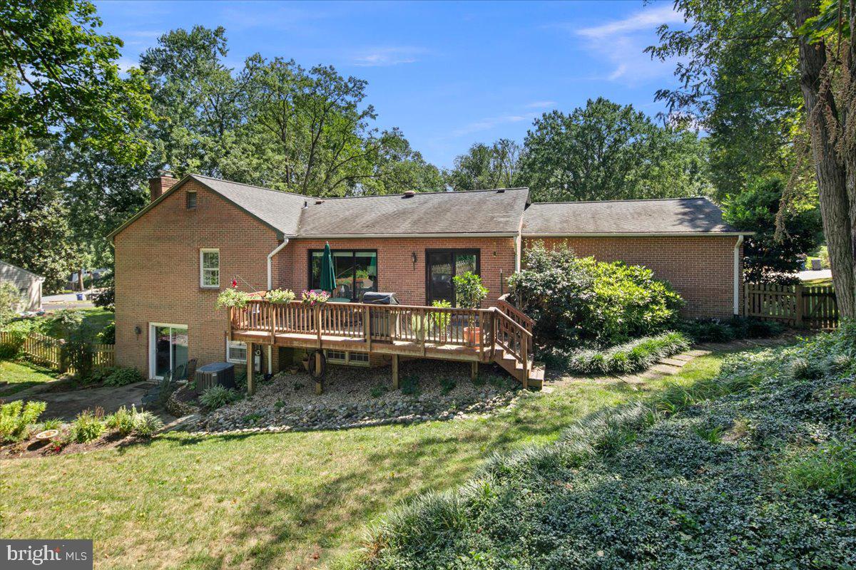 1804 MASON HILL DR, ALEXANDRIA, Virginia 22307, 5 Bedrooms Bedrooms, ,3 BathroomsBathrooms,Residential,For sale,1804 MASON HILL DR,VAFX2266946 MLS # VAFX2266946