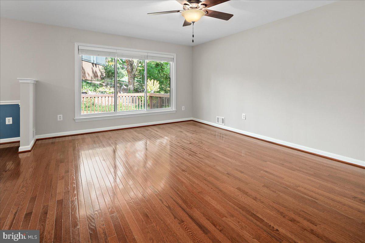1804 MASON HILL DR, ALEXANDRIA, Virginia 22307, 5 Bedrooms Bedrooms, ,3 BathroomsBathrooms,Residential,For sale,1804 MASON HILL DR,VAFX2266946 MLS # VAFX2266946