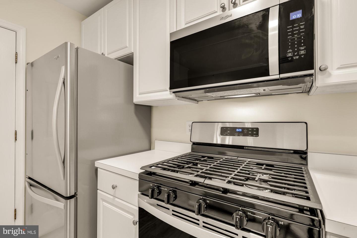 10351 SAGER AVE, FAIRFAX, Virginia 22030, 2 Bedrooms Bedrooms, 9 Rooms Rooms,2 BathroomsBathrooms,Residential,For sale,10351 SAGER AVE,VAFC2006964 MLS # VAFC2006964