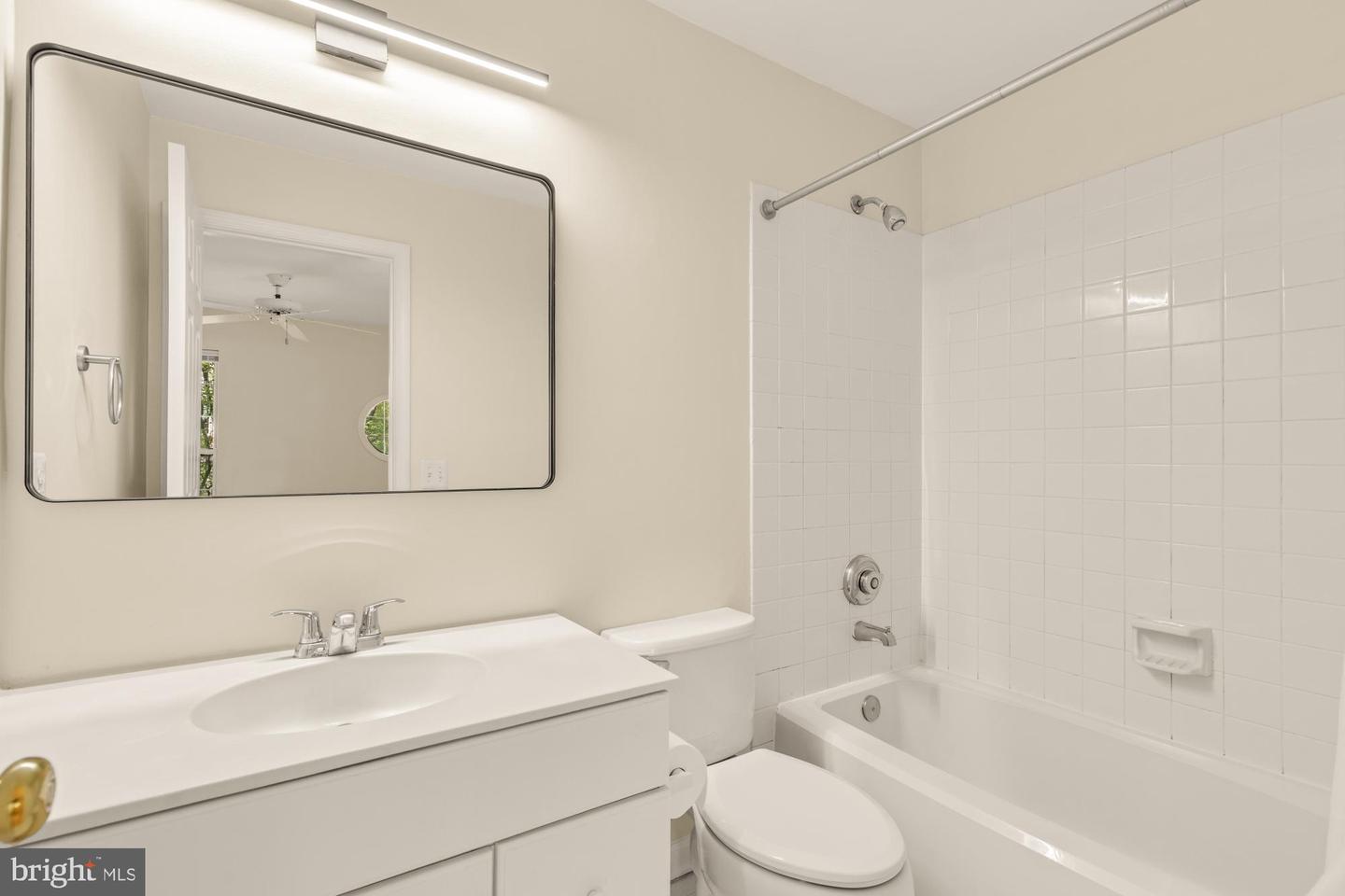 10351 SAGER AVE, FAIRFAX, Virginia 22030, 2 Bedrooms Bedrooms, 9 Rooms Rooms,2 BathroomsBathrooms,Residential,For sale,10351 SAGER AVE,VAFC2006964 MLS # VAFC2006964