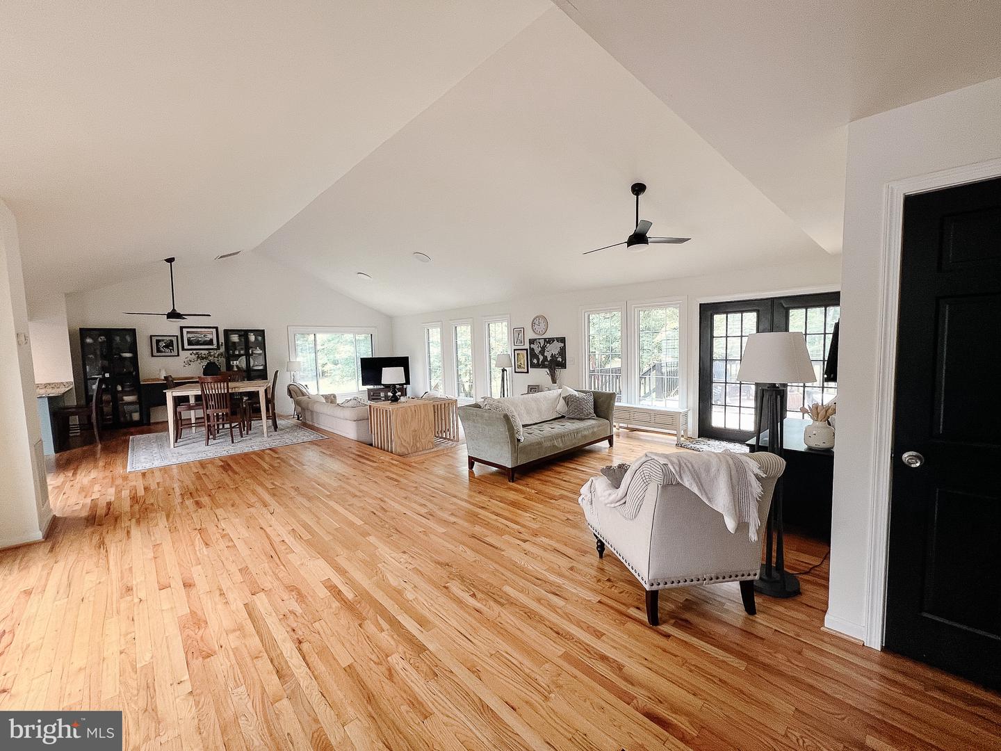 45 HULVEY DR, STAFFORD, Virginia 22556, 4 Bedrooms Bedrooms, 7 Rooms Rooms,3 BathroomsBathrooms,Residential,For sale,45 HULVEY DR,VAST2042656 MLS # VAST2042656