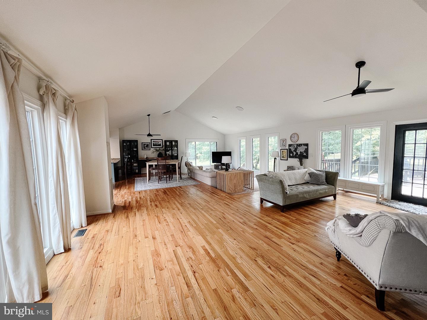 45 HULVEY DR, STAFFORD, Virginia 22556, 4 Bedrooms Bedrooms, 7 Rooms Rooms,3 BathroomsBathrooms,Residential,For sale,45 HULVEY DR,VAST2042656 MLS # VAST2042656