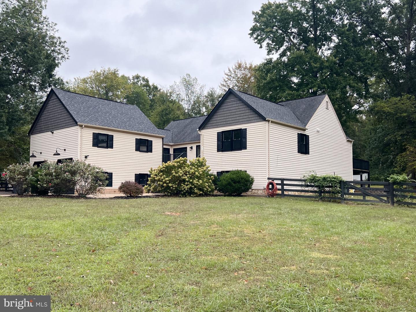 45 HULVEY DR, STAFFORD, Virginia 22556, 4 Bedrooms Bedrooms, 7 Rooms Rooms,3 BathroomsBathrooms,Residential,For sale,45 HULVEY DR,VAST2042656 MLS # VAST2042656