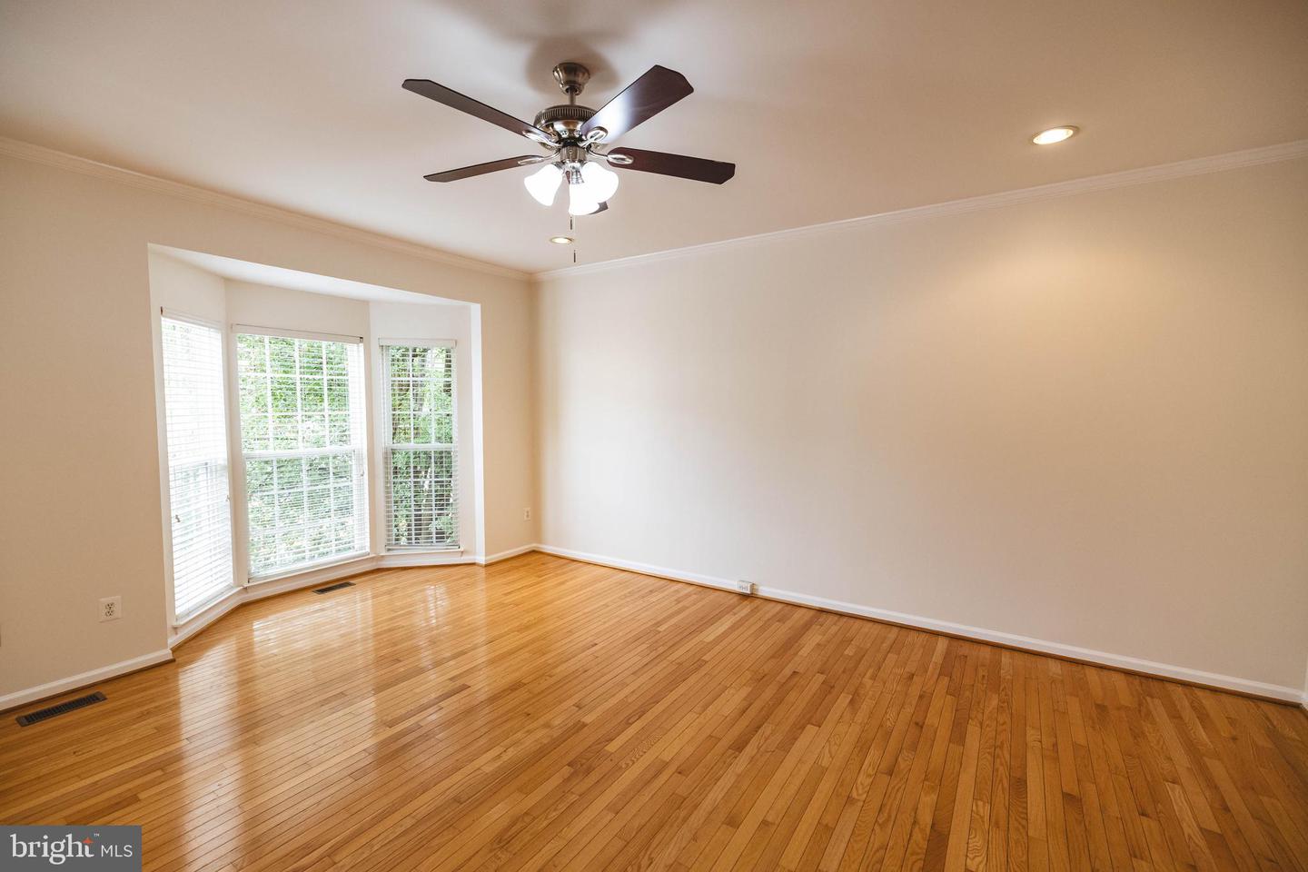 3775 SHANNONS GREEN WAY, ALEXANDRIA, Virginia 22309, 3 Bedrooms Bedrooms, ,2 BathroomsBathrooms,Residential,For sale,3775 SHANNONS GREEN WAY,VAFX2267048 MLS # VAFX2267048