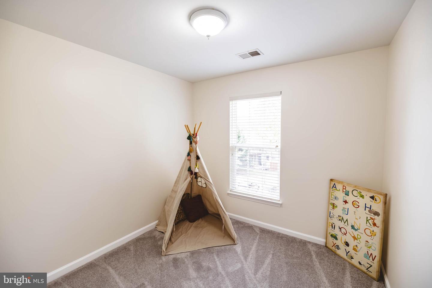 3775 SHANNONS GREEN WAY, ALEXANDRIA, Virginia 22309, 3 Bedrooms Bedrooms, ,2 BathroomsBathrooms,Residential,For sale,3775 SHANNONS GREEN WAY,VAFX2267048 MLS # VAFX2267048