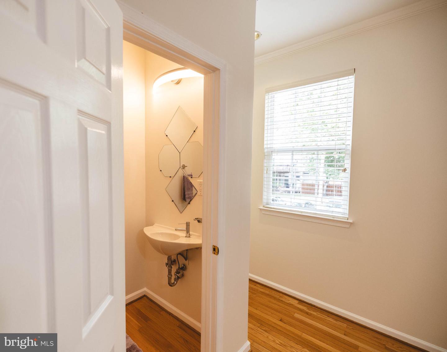 3775 SHANNONS GREEN WAY, ALEXANDRIA, Virginia 22309, 3 Bedrooms Bedrooms, ,2 BathroomsBathrooms,Residential,For sale,3775 SHANNONS GREEN WAY,VAFX2267048 MLS # VAFX2267048
