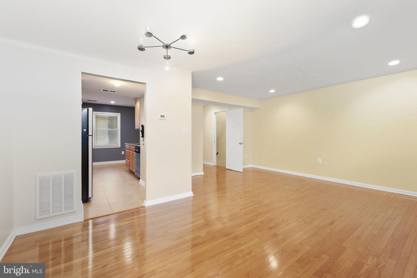 6314 DRACO ST, BURKE, Virginia 22015, 3 Bedrooms Bedrooms, ,1 BathroomBathrooms,Residential,For sale,6314 DRACO ST,VAFX2267170 MLS # VAFX2267170