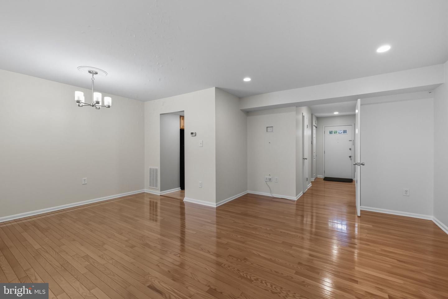 6314 DRACO ST, BURKE, Virginia 22015, 3 Bedrooms Bedrooms, ,1 BathroomBathrooms,Residential,For sale,6314 DRACO ST,VAFX2267170 MLS # VAFX2267170