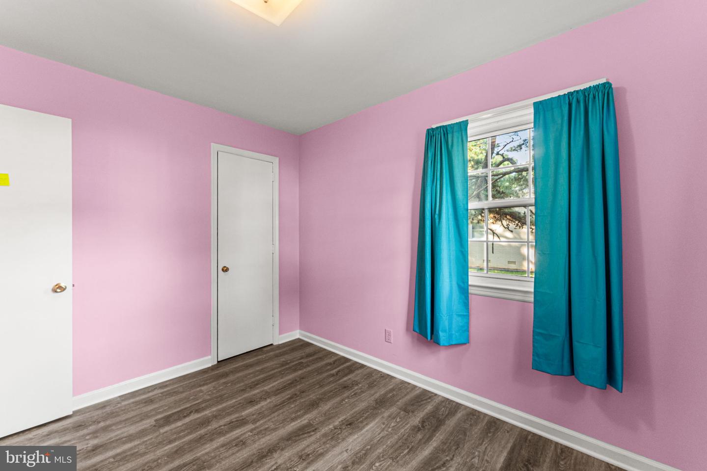310 E GWYNNFIELD RD, TAPPAHANNOCK, Virginia 22560, 3 Bedrooms Bedrooms, 7 Rooms Rooms,1 BathroomBathrooms,Residential,For sale,310 E GWYNNFIELD RD,VAES2002020 MLS # VAES2002020