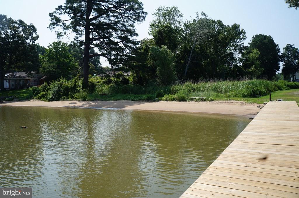 310 E GWYNNFIELD RD, TAPPAHANNOCK, Virginia 22560, 3 Bedrooms Bedrooms, 7 Rooms Rooms,1 BathroomBathrooms,Residential,For sale,310 E GWYNNFIELD RD,VAES2002020 MLS # VAES2002020