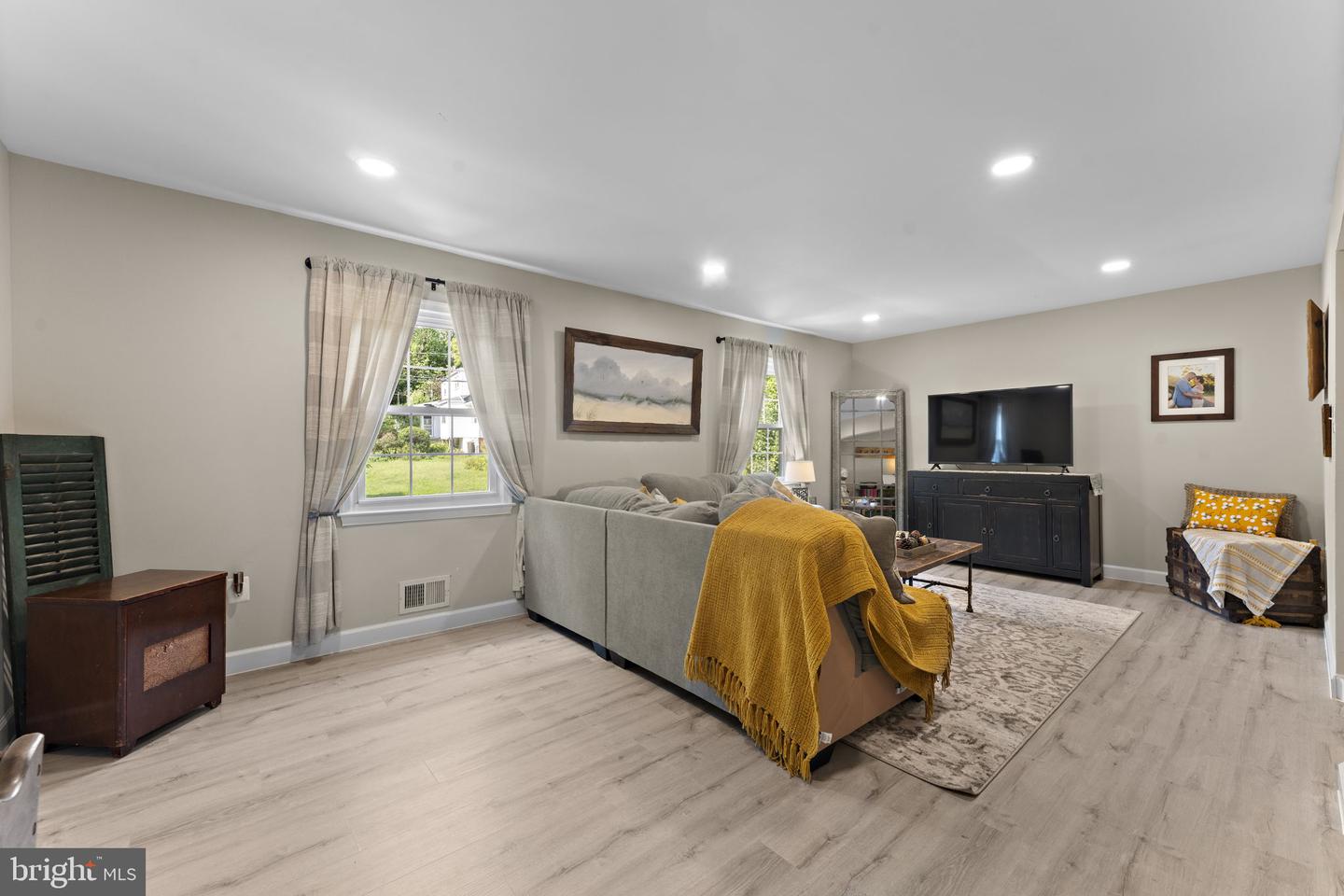 12766 CAPTAINS CV, WOODBRIDGE, Virginia 22192, 4 Bedrooms Bedrooms, ,3 BathroomsBathrooms,Residential,For sale,12766 CAPTAINS CV,VAPW2104004 MLS # VAPW2104004