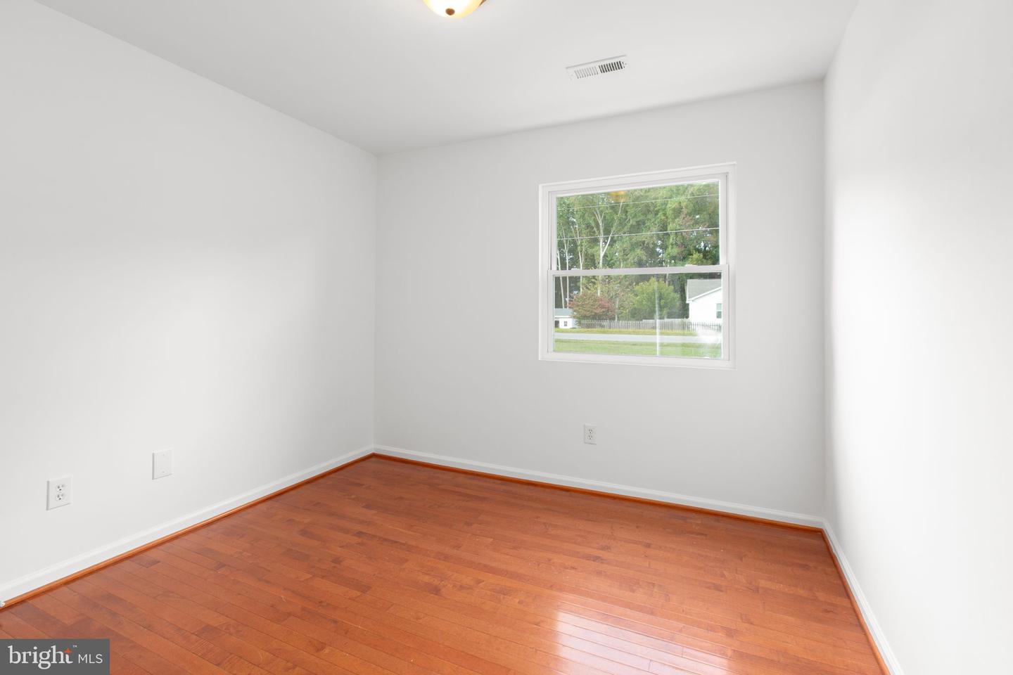 1252 OAKLAND DR, KING GEORGE, Virginia 22485, 3 Bedrooms Bedrooms, ,2 BathroomsBathrooms,Residential,For sale,1252 OAKLAND DR,VAKG2007020 MLS # VAKG2007020