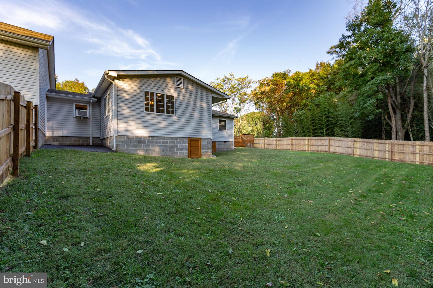 1252 OAKLAND DR, KING GEORGE, Virginia 22485, 3 Bedrooms Bedrooms, ,2 BathroomsBathrooms,Residential,For sale,1252 OAKLAND DR,VAKG2007020 MLS # VAKG2007020
